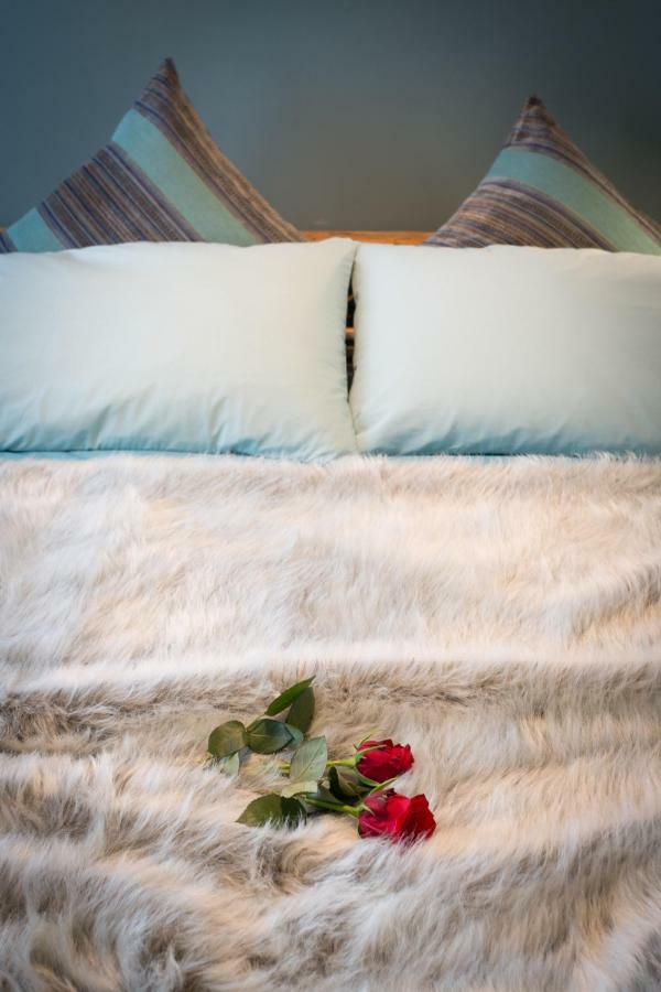 Kia Ora Suite Apartment San Zenone ภายนอก รูปภาพ